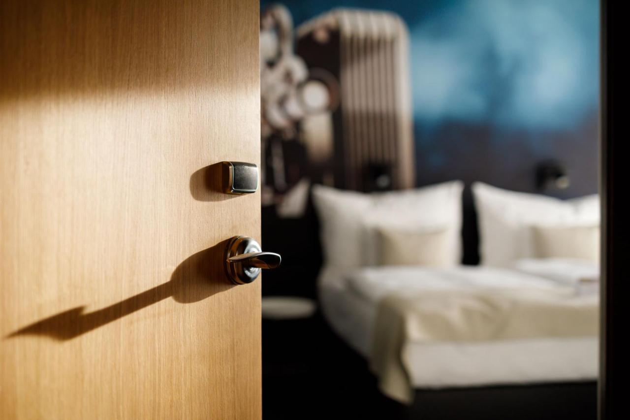 Hotel Historia Malomkert Veszprem Bagian luar foto