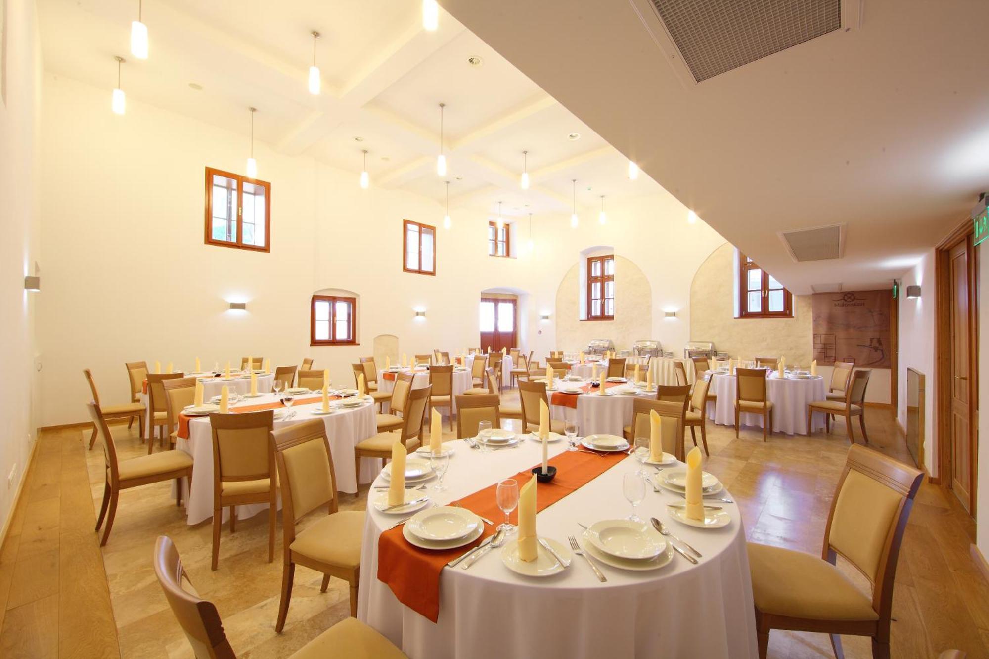 Hotel Historia Malomkert Veszprem Bagian luar foto