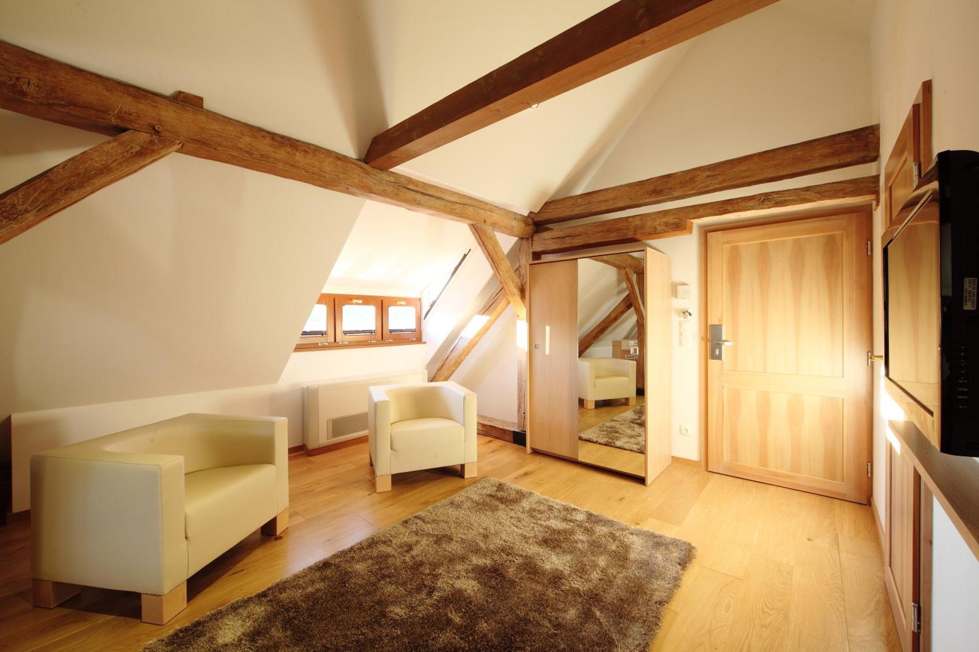 Hotel Historia Malomkert Veszprem Bagian luar foto