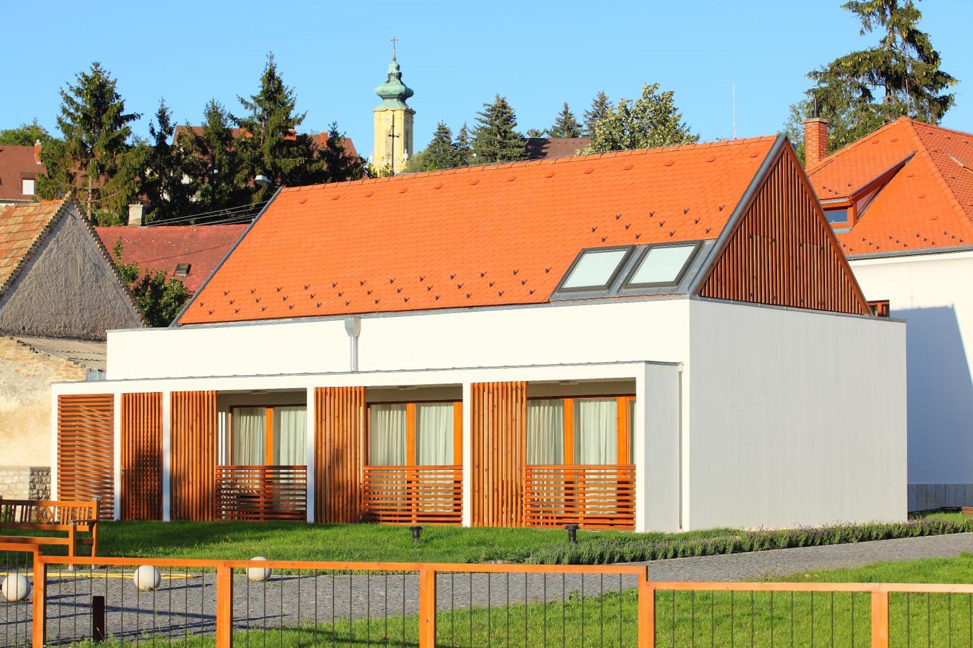 Hotel Historia Malomkert Veszprem Bagian luar foto