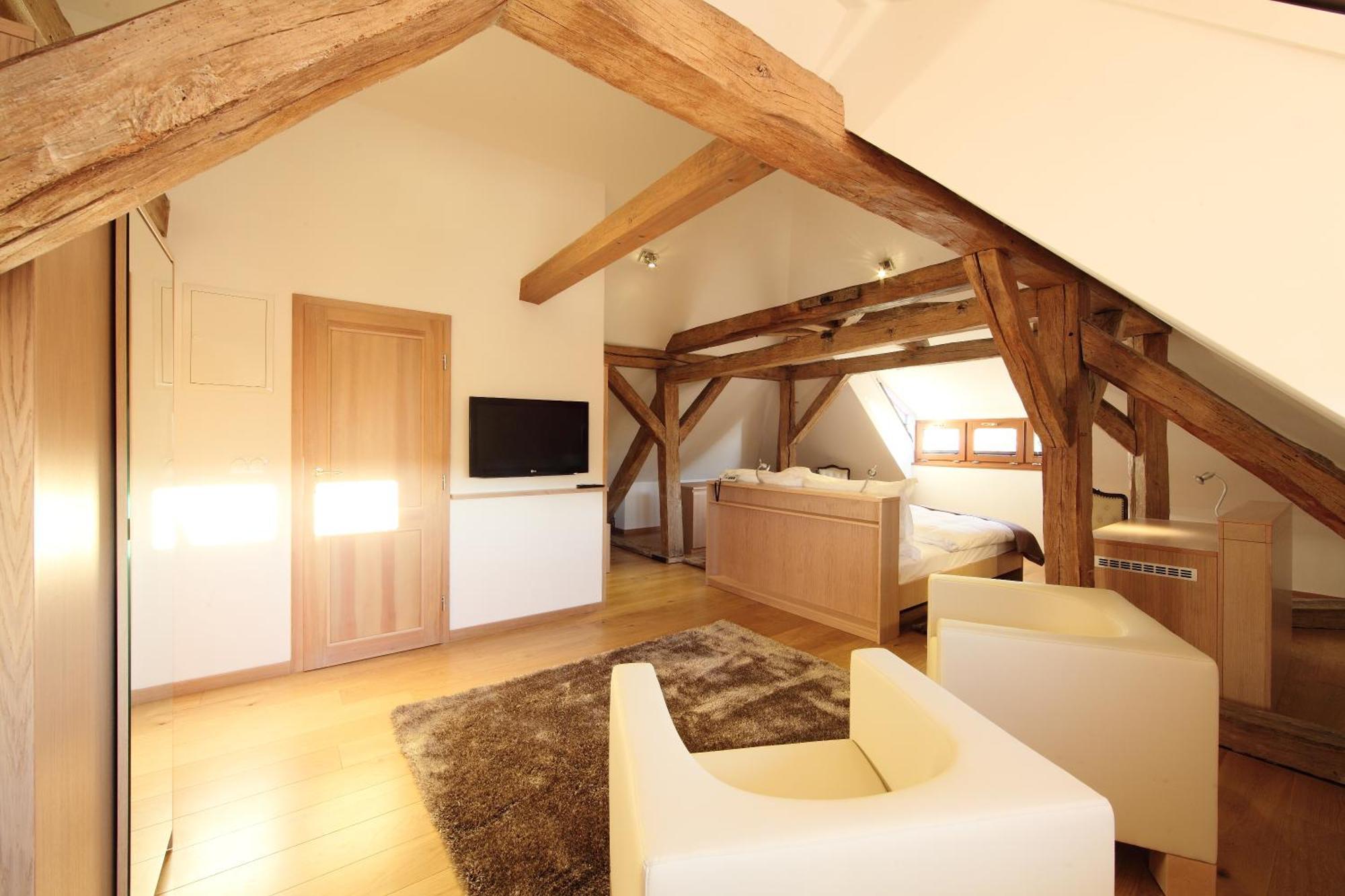 Hotel Historia Malomkert Veszprem Bagian luar foto